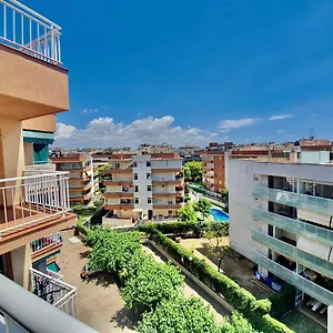 Apartamento Acogedor Cerca De Port Aventura, Salou